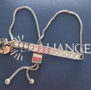 NWOT Forever Friends by Brilliance Swarovski Crystals